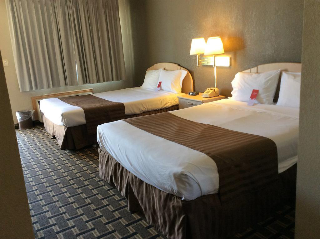 Econo Lodge Beaver Luaran gambar