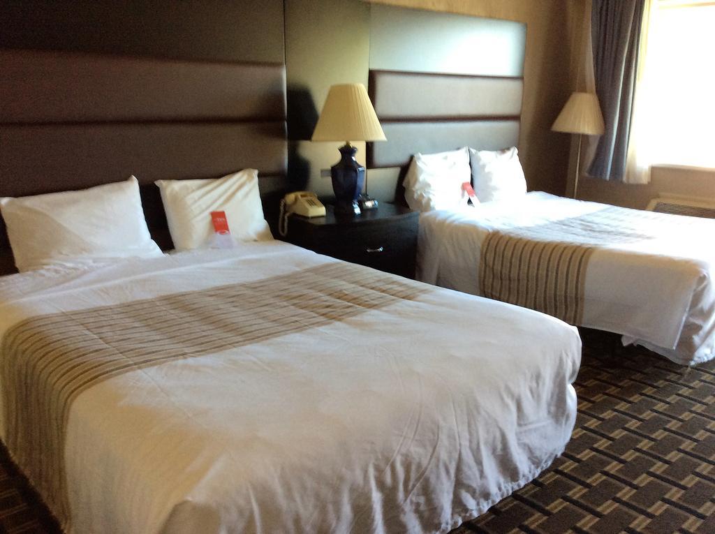 Econo Lodge Beaver Luaran gambar