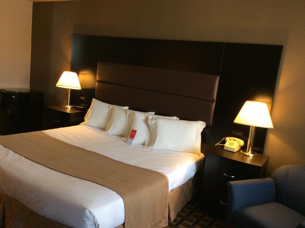 Econo Lodge Beaver Luaran gambar