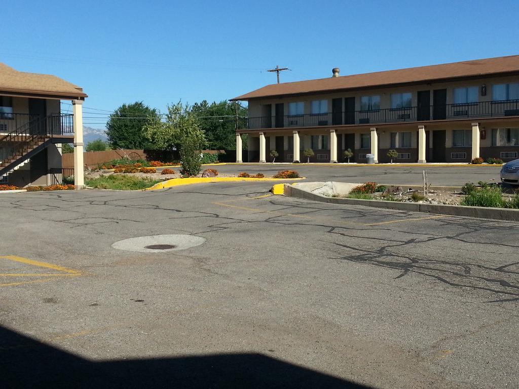 Econo Lodge Beaver Luaran gambar