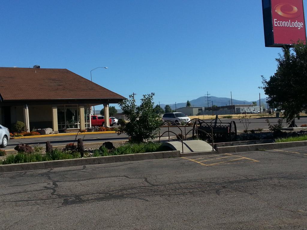 Econo Lodge Beaver Luaran gambar