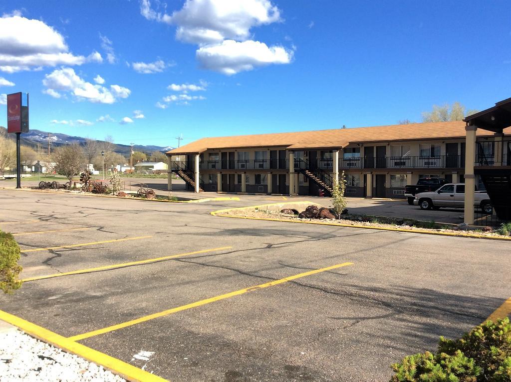 Econo Lodge Beaver Luaran gambar